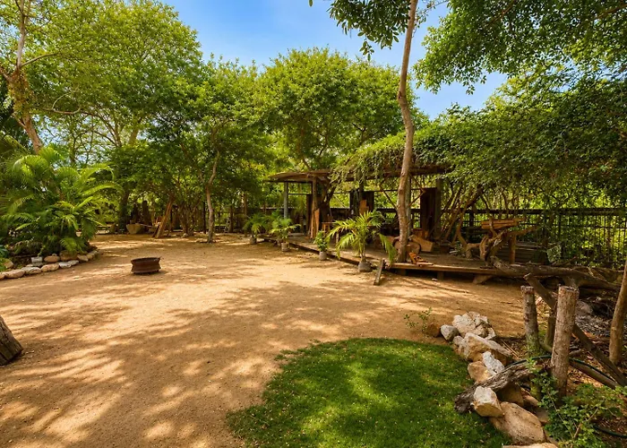 Casa Kuul, Elegant Fusion Of House And Garden.